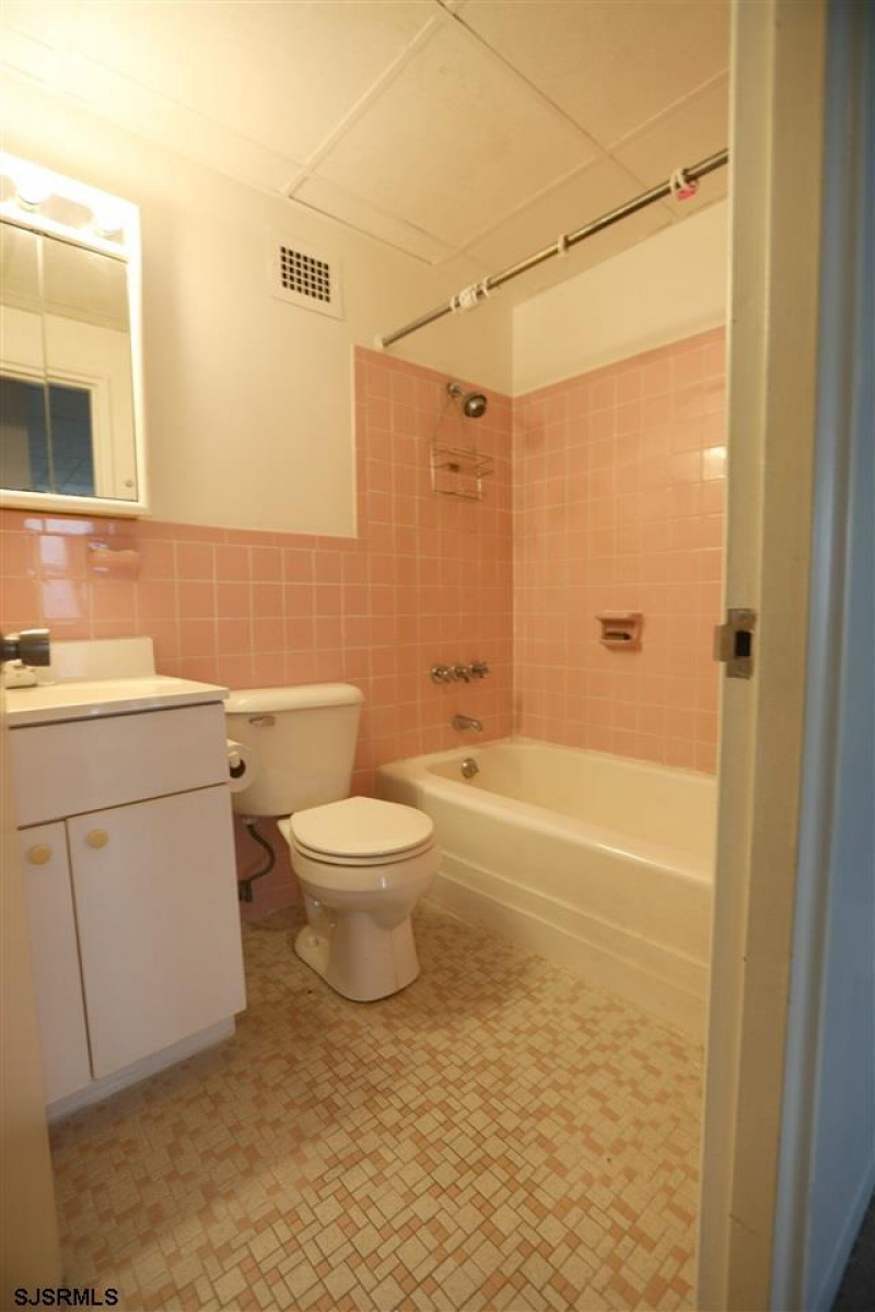 2834 Atlantic, Atlantic City, New Jersey 08401, 2 Bedrooms Bedrooms, 4 Rooms Rooms,1 BathroomBathrooms,Condominium,For Sale,Atlantic,513380