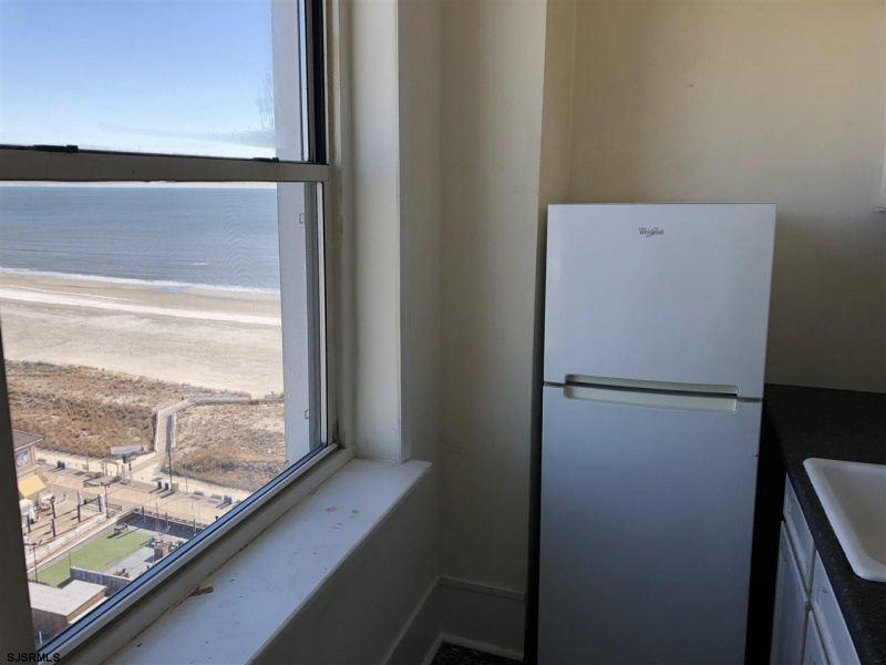 2715 Boardwalk, Atlantic City, New Jersey 08401, 3 Rooms Rooms,1 BathroomBathrooms,Condominium,For Sale,Boardwalk,516611