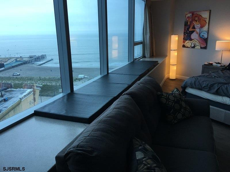 1515 Boardwalk, Atlantic City, New Jersey 08401, 2 Rooms Rooms,1 BathroomBathrooms,Condominium,For Sale,Boardwalk,517358