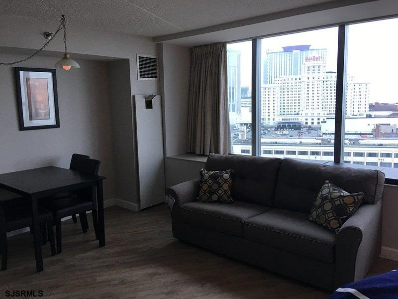 1515 Boardwalk, Atlantic City, New Jersey 08401, 2 Rooms Rooms,1 BathroomBathrooms,Condominium,For Sale,Boardwalk,517358