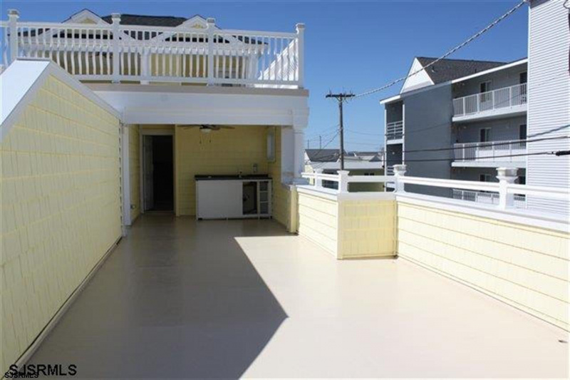 3913 Ocean, Brigantine, New Jersey 08203, 8 Bedrooms Bedrooms, 16 Rooms Rooms,8 BathroomsBathrooms,Residential,For Sale,Ocean,519197