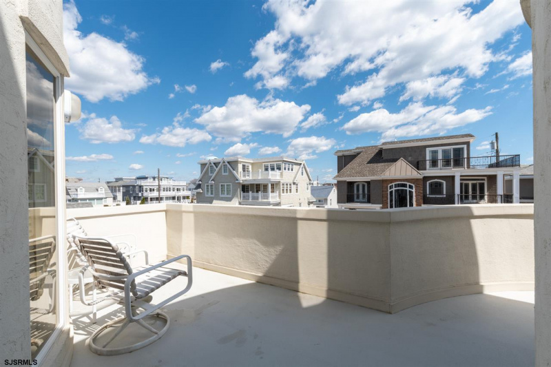 102 Pelham, Longport, New Jersey 08403-1325, 4 Bedrooms Bedrooms, 8 Rooms Rooms,3 BathroomsBathrooms,Residential,For Sale,Pelham,520821