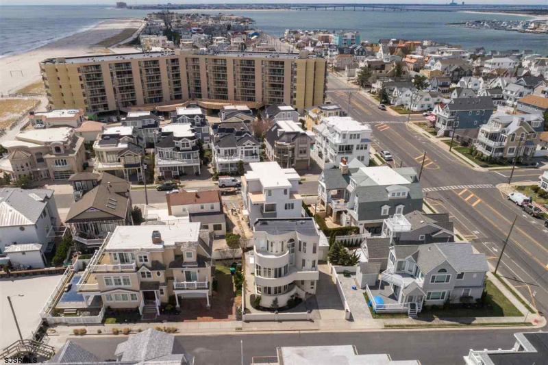 102 Pelham, Longport, New Jersey 08403-1325, 4 Bedrooms Bedrooms, 8 Rooms Rooms,3 BathroomsBathrooms,Residential,For Sale,Pelham,520821