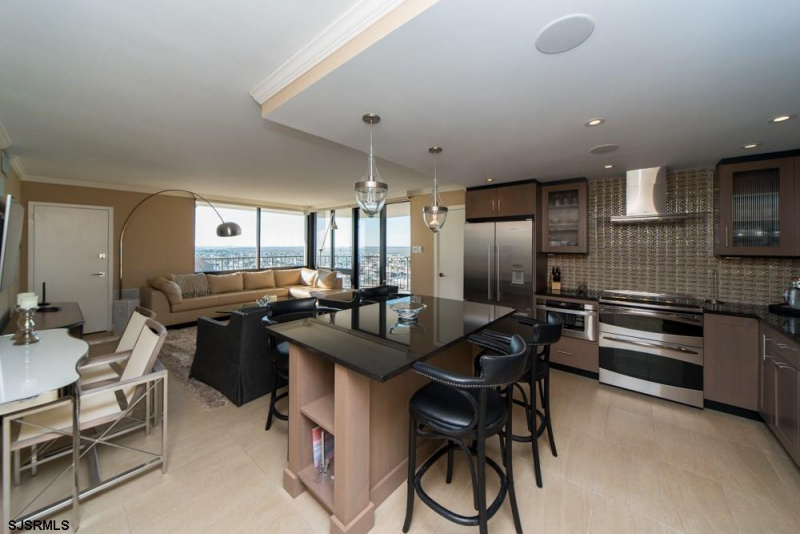 9100 Beach, New Jersey 08402, 2 Bedrooms Bedrooms, 6 Rooms Rooms,2 BathroomsBathrooms,Rental non-commercial,For Sale,Beach,528807