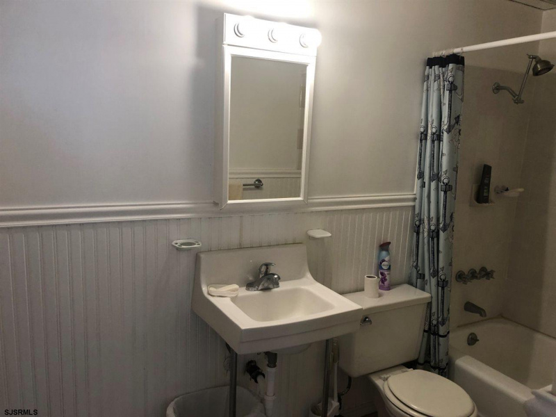 2834 Atlantic Ave Unit 202, Atlantic City, New Jersey 08401, 2 Rooms Rooms,1 BathroomBathrooms,Condominium,For Sale,Atlantic Ave Unit 202,529068