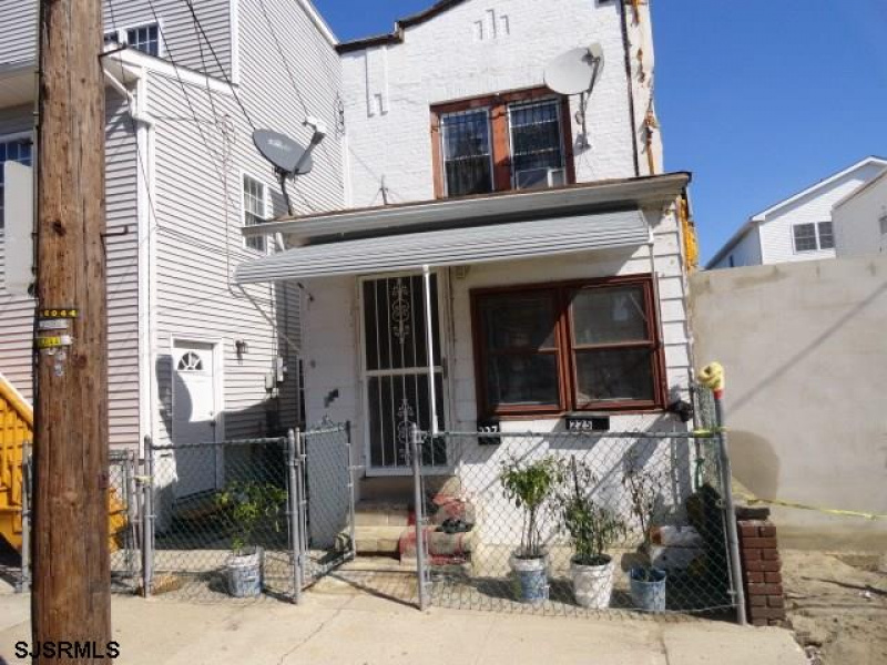 227 Texas, Atlantic City, New Jersey 08401, 3 Bedrooms Bedrooms, 6 Rooms Rooms,2 BathroomsBathrooms,Residential,For Sale,Texas,529564