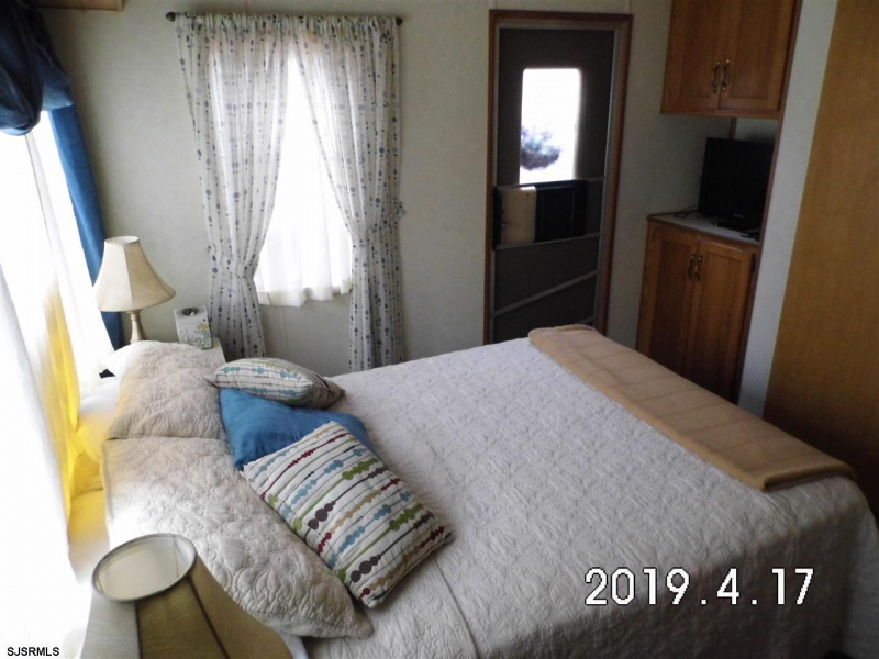 135 Thompson Lane #85, Egg Harbor Township, New Jersey 08234-0000, 1 Bedroom Bedrooms, 5 Rooms Rooms,1 BathroomBathrooms,Residential,For Sale,Thompson Lane #85,520384