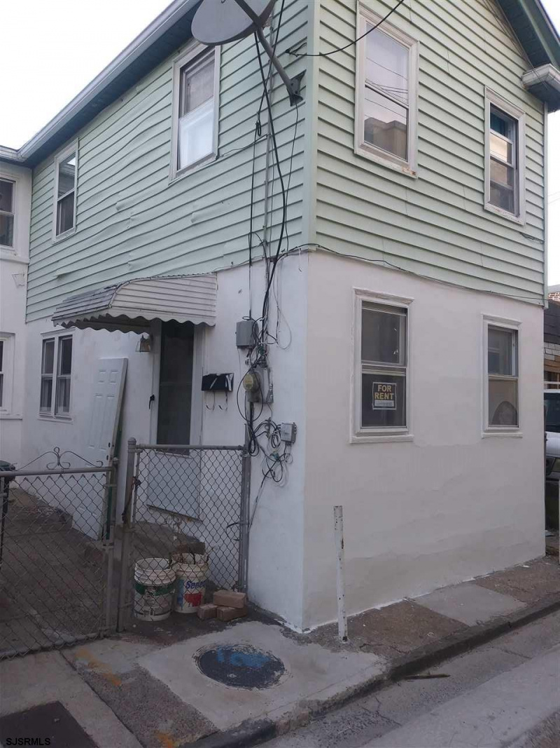 2517 Centennial Avenue, Atlantic City, New Jersey 08401-3920, 4 Bedrooms Bedrooms, 9 Rooms Rooms,2 BathroomsBathrooms,Residential,For Sale,Centennial Avenue,530644