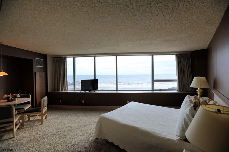 1515 Boardwalk #606, Atlantic City, New Jersey 08401, 2 Rooms Rooms,1 BathroomBathrooms,Condominium,For Sale,Boardwalk #606,531286