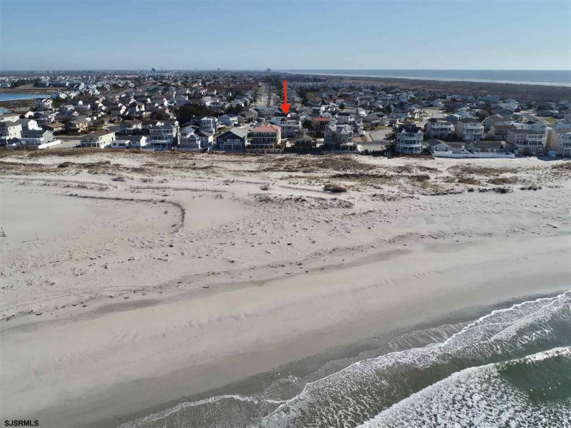 25 Ocean Dr W, Brigantine, New Jersey 08203, 5 Bedrooms Bedrooms, 12 Rooms Rooms,4 BathroomsBathrooms,Residential,For Sale,Ocean Dr W,531427