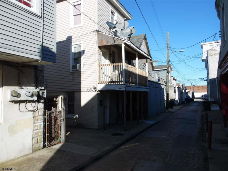 2408-09-12 AUBURN, Atlantic City, New Jersey 08401, 4 Bedrooms Bedrooms, 8 Rooms Rooms,2 BathroomsBathrooms,Residential,For Sale,AUBURN,531635