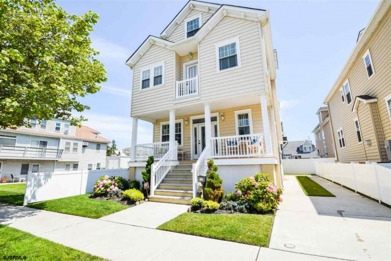 11 31st, Longport, New Jersey 08403, 5 Bedrooms Bedrooms, 10 Rooms Rooms,4 BathroomsBathrooms,Residential,For Sale,31st,531781