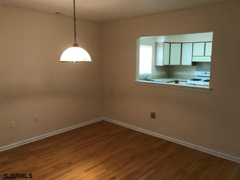 124 Folsom, Atlantic City, New Jersey 08401, 3 Bedrooms Bedrooms, 8 Rooms Rooms,2 BathroomsBathrooms,Residential,For Sale,Folsom,531973