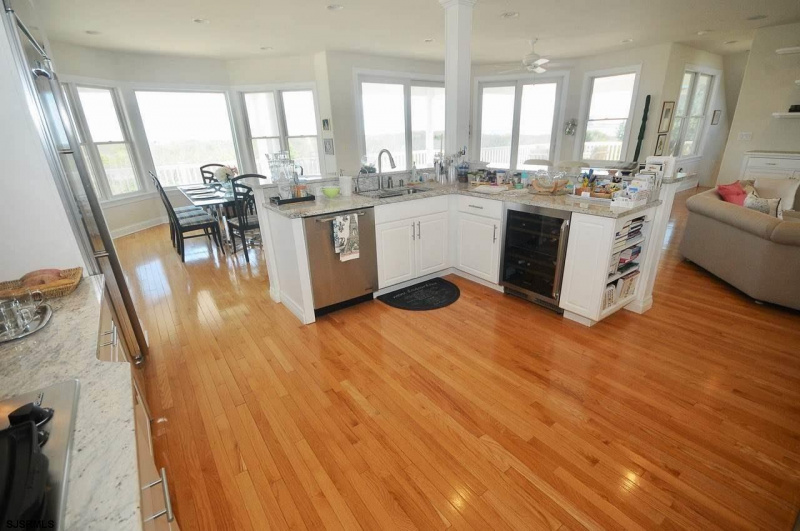 5216 Ocean, New Jersey 08203, 5 Bedrooms Bedrooms, 12 Rooms Rooms,4 BathroomsBathrooms,Rental non-commercial,For Sale,Ocean,532654