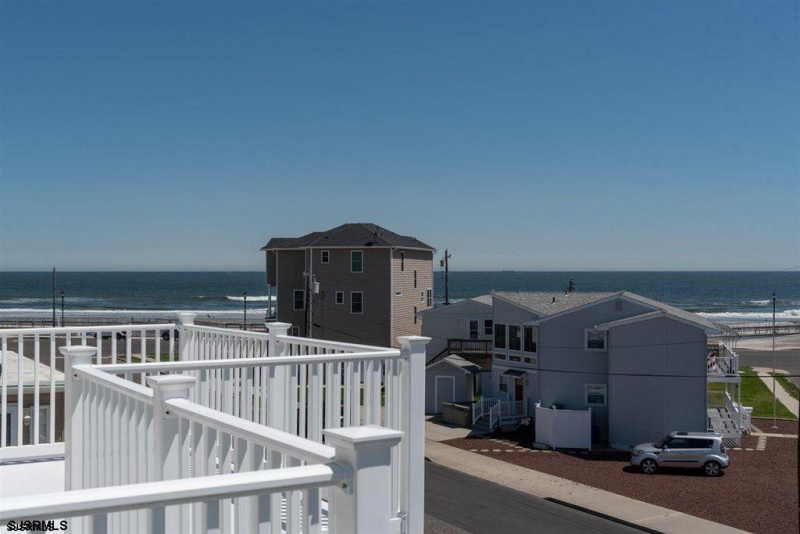 217 Quay, New Jersey 08203, 4 Bedrooms Bedrooms, 10 Rooms Rooms,3 BathroomsBathrooms,Rental non-commercial,For Sale,Quay,532794