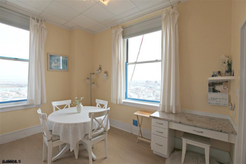 2721 Boardwalk, Atlantic City, New Jersey 08401, 3 Rooms Rooms,1 BathroomBathrooms,Condominium,For Sale,Boardwalk,532812