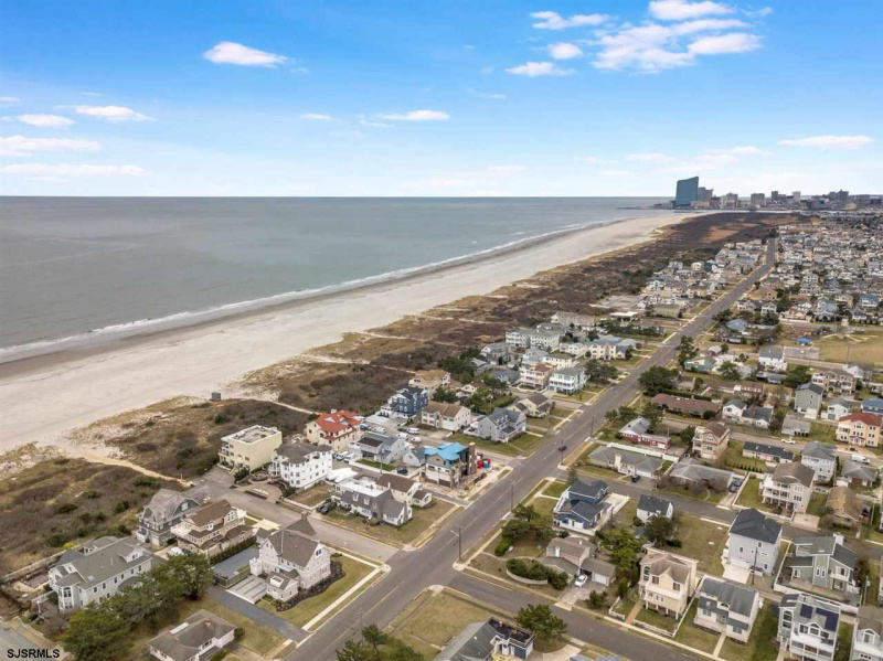 406 20th, Brigantine, New Jersey 08203, 5 Bedrooms Bedrooms, 12 Rooms Rooms,7 BathroomsBathrooms,Residential,For Sale,20th,533579