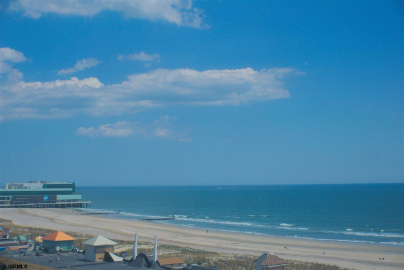 2715 Boardwalk, Atlantic City, New Jersey 08401, 3 Rooms Rooms,1 BathroomBathrooms,Condominium,For Sale,Boardwalk,533571