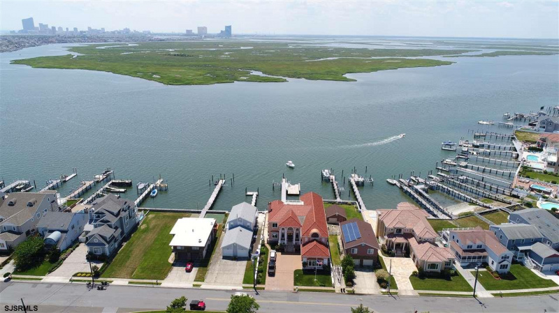 524 Shore, Brigantine, New Jersey 08203, 4 Bedrooms Bedrooms, 13 Rooms Rooms,4 BathroomsBathrooms,Residential,For Sale,Shore,533811