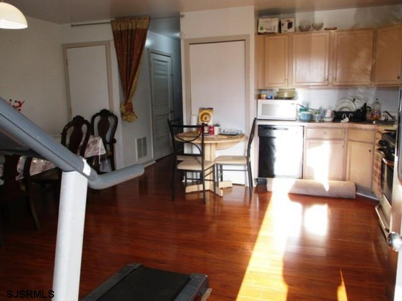 332 Massachusetts, Atlantic City, New Jersey 08401, 3 Bedrooms Bedrooms, 6 Rooms Rooms,1 BathroomBathrooms,Residential,For Sale,Massachusetts,533993