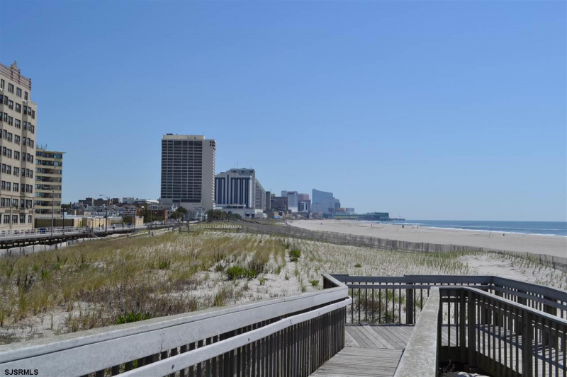 24 Vermont, Atlantic City, New Jersey 08401, ,Multi-family,For Sale,Vermont,534747