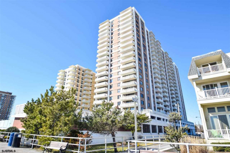 100 Berkley, Atlantic City, New Jersey 08401-0000, 1 Bedroom Bedrooms, 3 Rooms Rooms,1 BathroomBathrooms,Condominium,For Sale,Berkley,535243