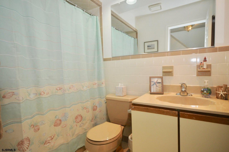 326 38th, New Jersey 08203, 2 Bedrooms Bedrooms, 9 Rooms Rooms,2 BathroomsBathrooms,Rental non-commercial,For Sale,38th,535650