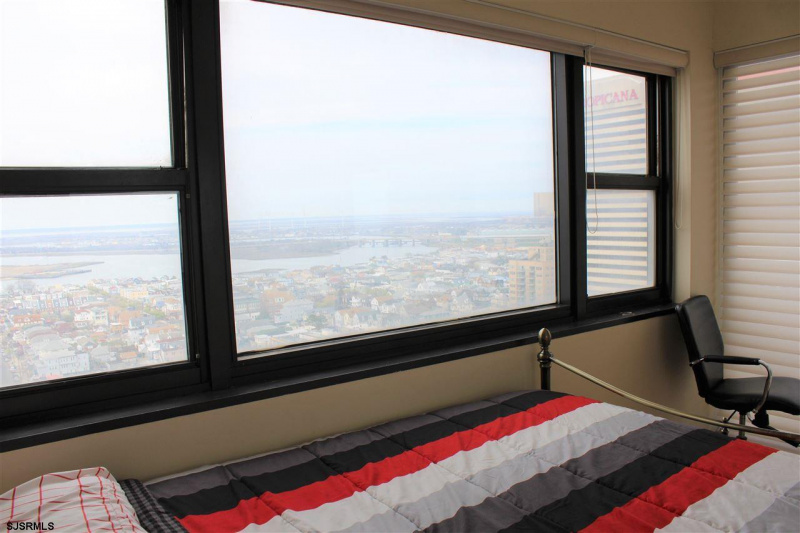 3101 Boardwalk, Atlantic City, New Jersey 08401, 2 Bedrooms Bedrooms, 5 Rooms Rooms,1 BathroomBathrooms,Condominium,For Sale,Boardwalk,535661