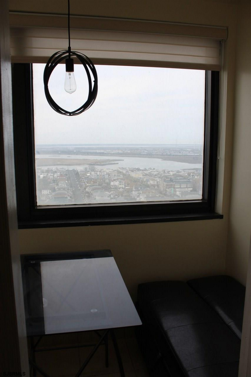 3101 Boardwalk, Atlantic City, New Jersey 08401, 2 Bedrooms Bedrooms, 5 Rooms Rooms,1 BathroomBathrooms,Condominium,For Sale,Boardwalk,535661