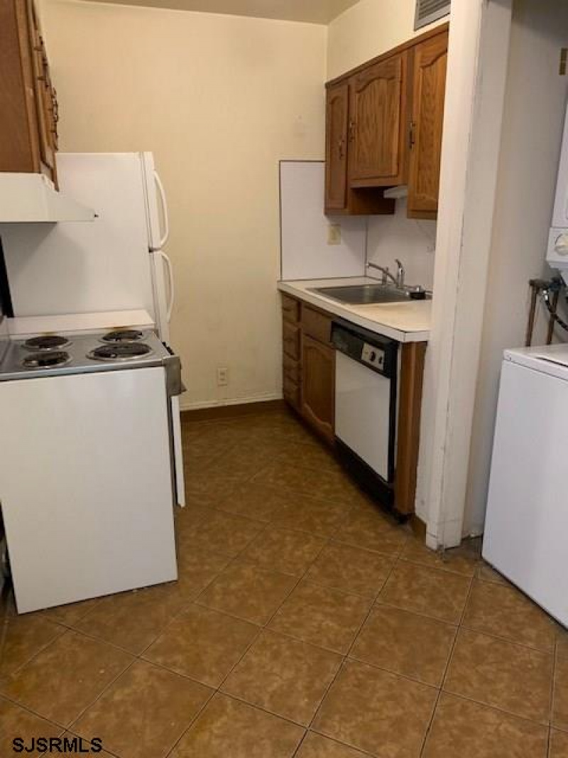 101 Raleigh #725, Atlantic City, New Jersey 08401, 1 Bedroom Bedrooms, 4 Rooms Rooms,1 BathroomBathrooms,Condominium,For Sale,Raleigh #725,499421