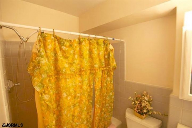 101 Raleigh Avenue, Atlantic City, New Jersey 08401, 1 Bedroom Bedrooms, 3 Rooms Rooms,1 BathroomBathrooms,Condominium,For Sale,Raleigh Avenue,535956