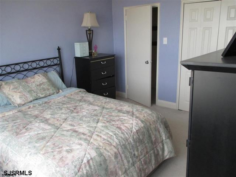 101 Raleigh 629, New Jersey 08401, 2 Bedrooms Bedrooms, 5 Rooms Rooms,1 BathroomBathrooms,Rental non-commercial,For Sale,Raleigh 629,535962