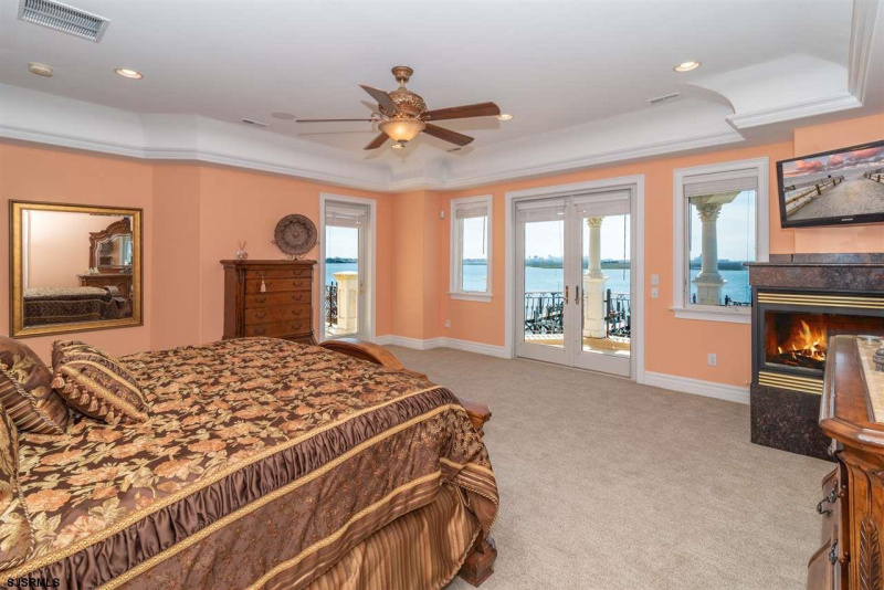 530 Shore Dr, New Jersey 08203, 5 Bedrooms Bedrooms, 10 Rooms Rooms,5 BathroomsBathrooms,Rental non-commercial,For Sale,Shore Dr,536403