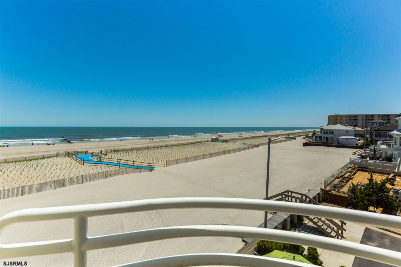 105 Manor, Longport, New Jersey 08403, 5 Bedrooms Bedrooms, 10 Rooms Rooms,5 BathroomsBathrooms,Residential,For Sale,Manor,536605