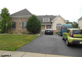 137 Crystal Lake, Egg Harbor Township, New Jersey 08234, 4 Bedrooms Bedrooms, 11 Rooms Rooms,2 BathroomsBathrooms,Residential,For Sale,Crystal Lake,537010