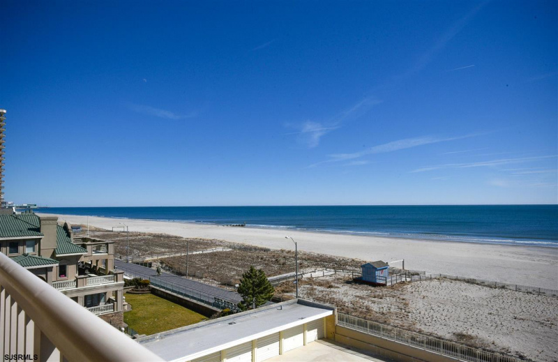 5000 Boardwalk, Ventnor, New Jersey 08406-2917, 2 Bedrooms Bedrooms, 7 Rooms Rooms,2 BathroomsBathrooms,Condominium,For Sale,Boardwalk,537089