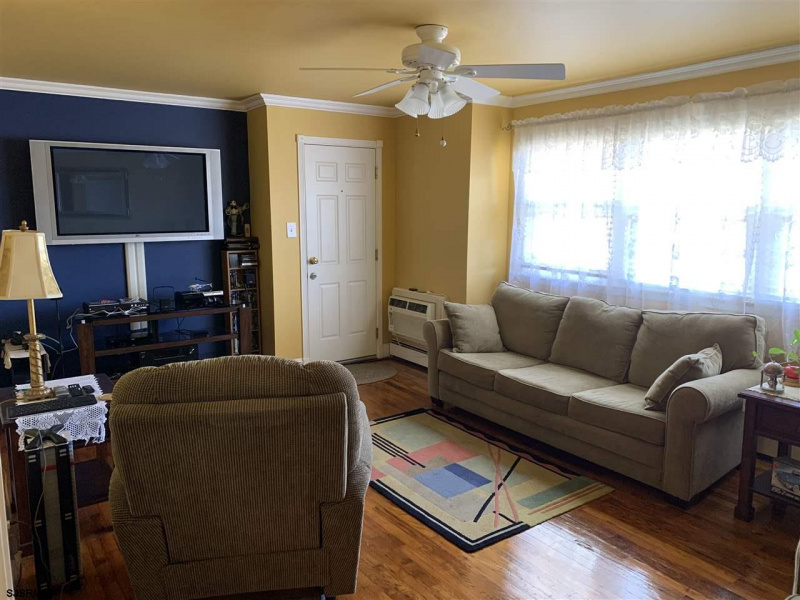 703 Oxford, Ventnor Heights, New Jersey 08406, 2 Bedrooms Bedrooms, 4 Rooms Rooms,1 BathroomBathrooms,Condominium,For Sale,Oxford,537280