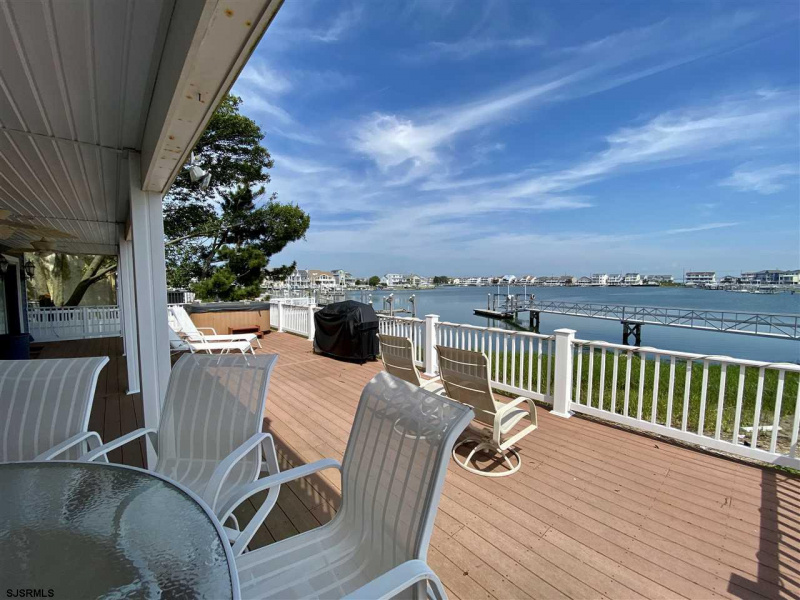 79 Lagoon, Brigantine, New Jersey 08203, 4 Bedrooms Bedrooms, 8 Rooms Rooms,3 BathroomsBathrooms,Residential,For Sale,Lagoon,537437