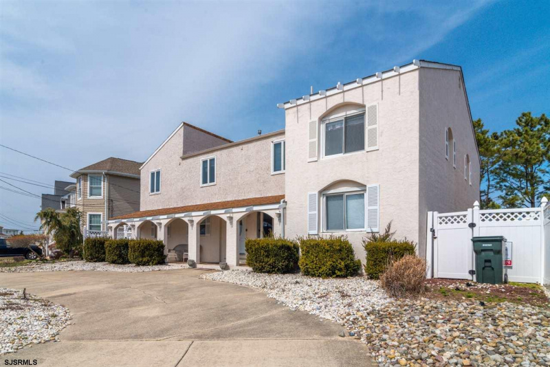 11 Heald, Brigantine, New Jersey 08203, 5 Bedrooms Bedrooms, 10 Rooms Rooms,3 BathroomsBathrooms,Residential,For Sale,Heald,537466