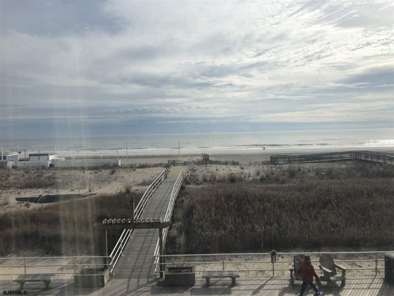 2715 Boardwalk, Atlantic City, New Jersey 08401, 1 Bedroom Bedrooms, 5 Rooms Rooms,2 BathroomsBathrooms,Condominium,For Sale,Boardwalk,537445