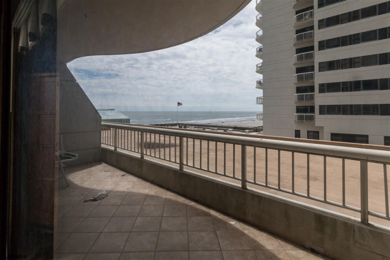 3101 Boardwalk, Atlantic City, New Jersey 08401-5101, 1 Bedroom Bedrooms, 5 Rooms Rooms,1 BathroomBathrooms,Condominium,For Sale,Boardwalk,537949