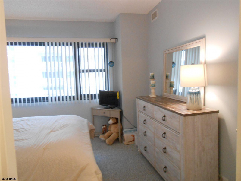 3101 Boardwalk, Atlantic City, New Jersey 08401, 2 Bedrooms Bedrooms, 7 Rooms Rooms,2 BathroomsBathrooms,Condominium,For Sale,Boardwalk,538001