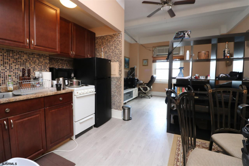 2721 Boardwalk, Atlantic City, New Jersey 08401, 2 Rooms Rooms,1 BathroomBathrooms,Condominium,For Sale,Boardwalk,538077