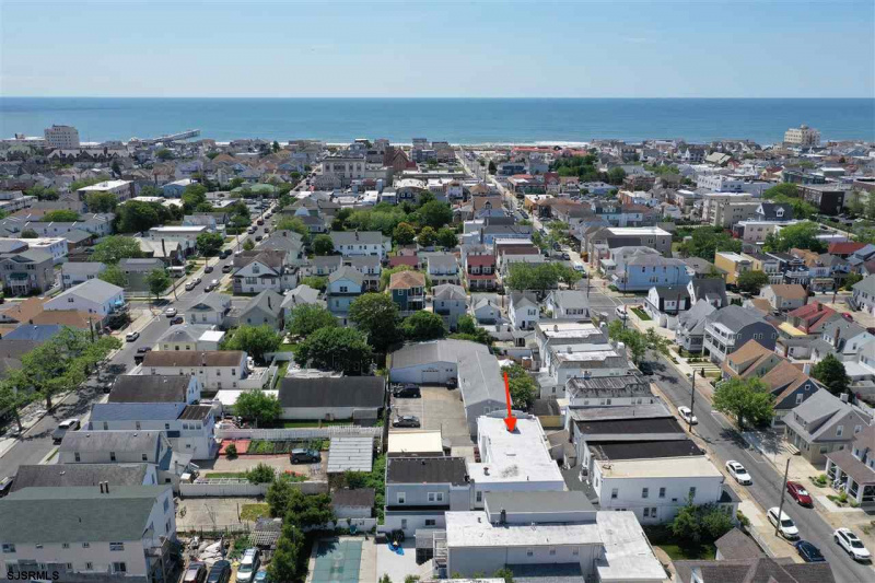 117 Newport Court, Ventnor, New Jersey 08406, ,Multi-family,For Sale,Newport Court,538427