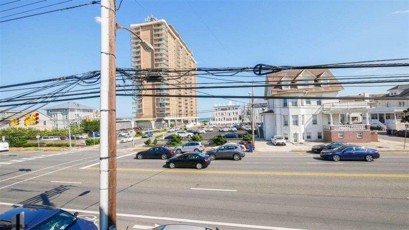 4825 Atlantic, Ventnor, New Jersey 08406-1566, 3 Bedrooms Bedrooms, 8 Rooms Rooms,1 BathroomBathrooms,Condominium,For Sale,Atlantic,538686