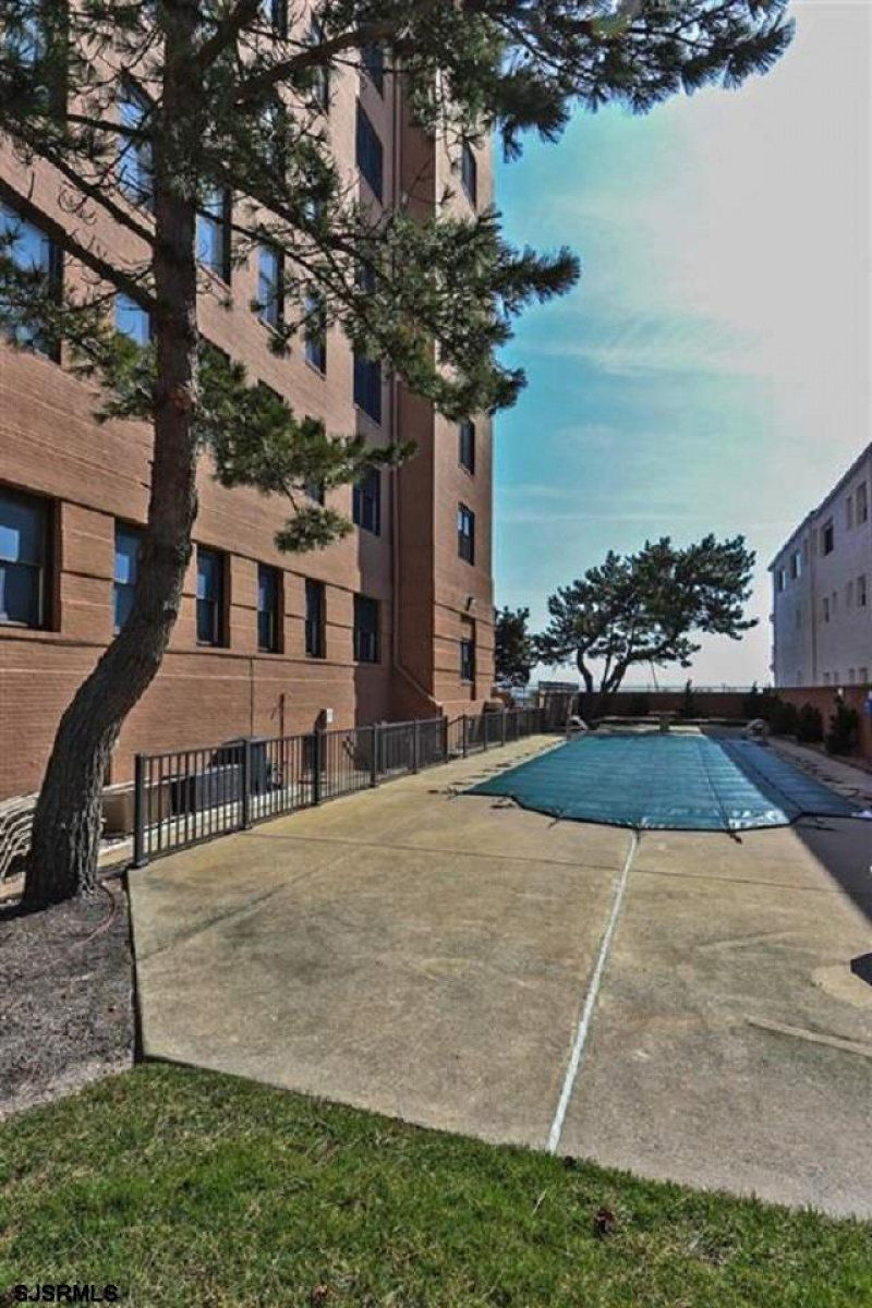 112 Oxford, Ventnor, New Jersey 08406, 2 Bedrooms Bedrooms, 8 Rooms Rooms,2 BathroomsBathrooms,Condominium,For Sale,Oxford,538694