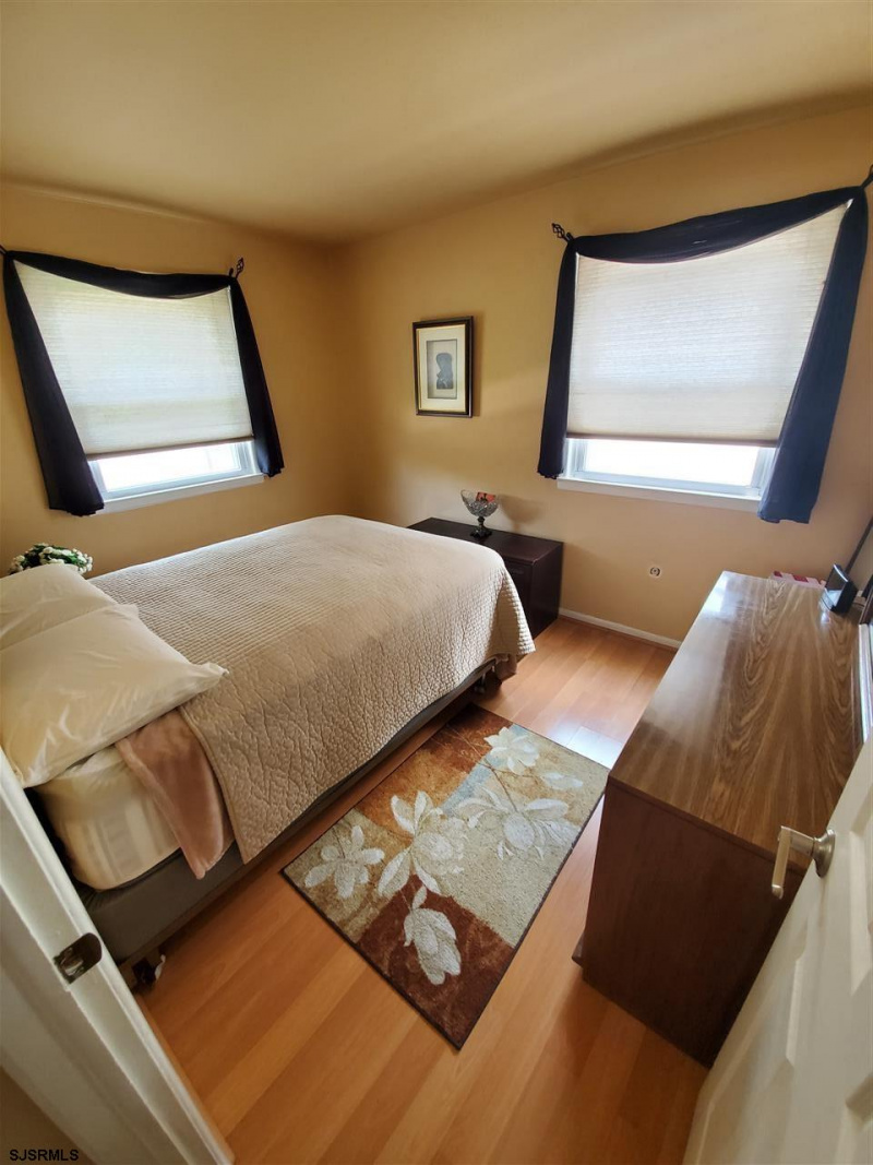 1617 Adriatic Ave, Atlantic City, New Jersey 08401, 3 Bedrooms Bedrooms, 6 Rooms Rooms,1 BathroomBathrooms,Residential,For Sale,Adriatic Ave,538788