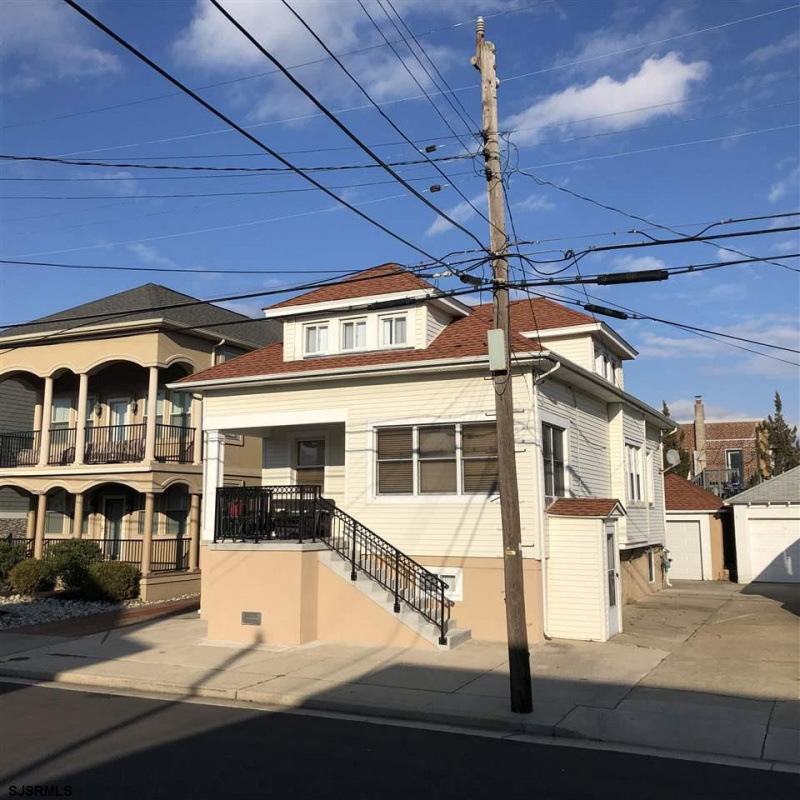 17 Frontenac Ave, Margate, New Jersey 08402, 6 Bedrooms Bedrooms, 12 Rooms Rooms,3 BathroomsBathrooms,Residential,For Sale,Frontenac Ave,531180