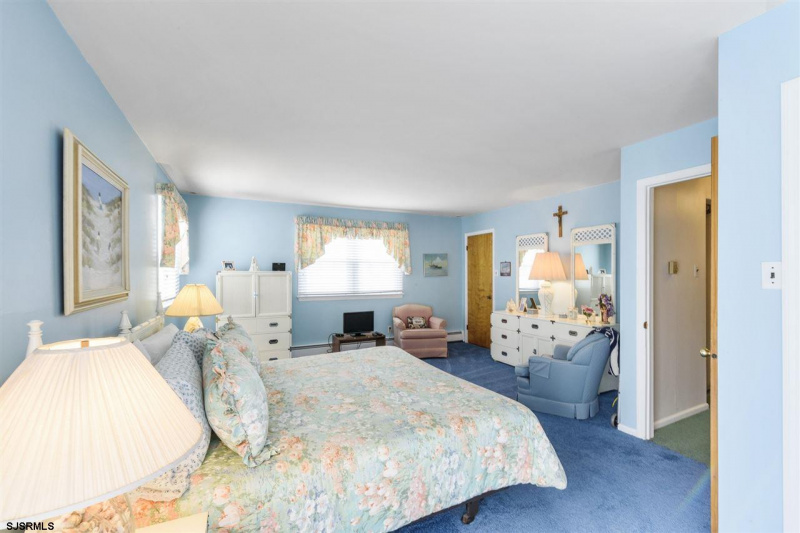 101 Woodcrest, Longport, New Jersey 08403, 6 Bedrooms Bedrooms, 9 Rooms Rooms,3 BathroomsBathrooms,Residential,For Sale,Woodcrest,538862