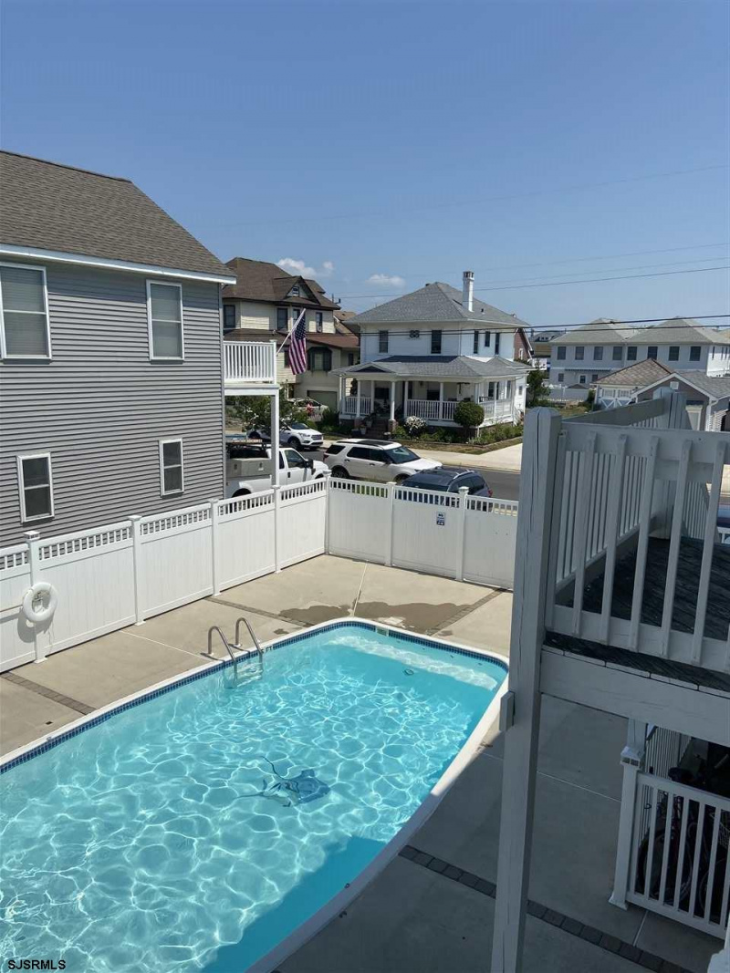 5600 Seaview, Wildwood Crest, New Jersey 08260, 3 Bedrooms Bedrooms, 5 Rooms Rooms,1 BathroomBathrooms,Condominium,For Sale,Seaview,538869